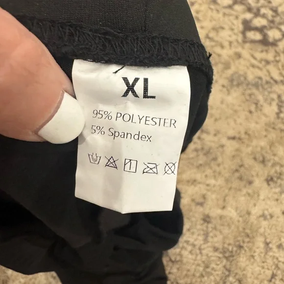 XLg leggings with rhinestones on outer legs - vertical smoke & pet free home - Picture 3 of 3